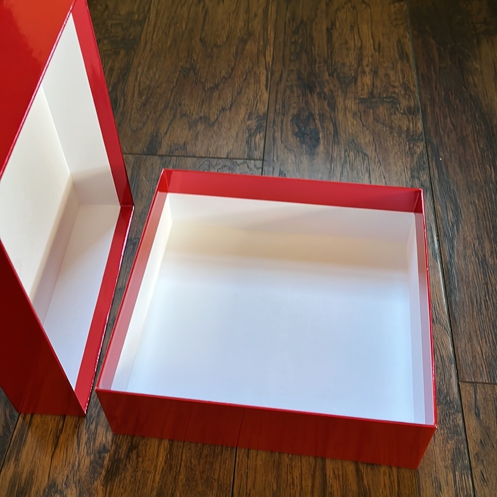 Jimmy Choo Red Box - Picture 10 of 10